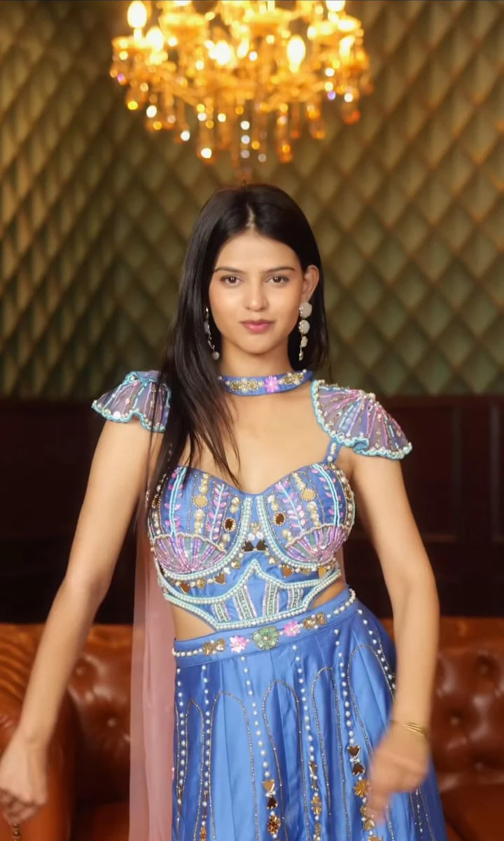 Royal Blue Festival Glamour Set (A4532 D-69) - Image 3